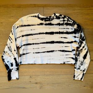Monrow Super Soft Tie-Dye Pullover Cropped Sweatshirt White/Black Size Small